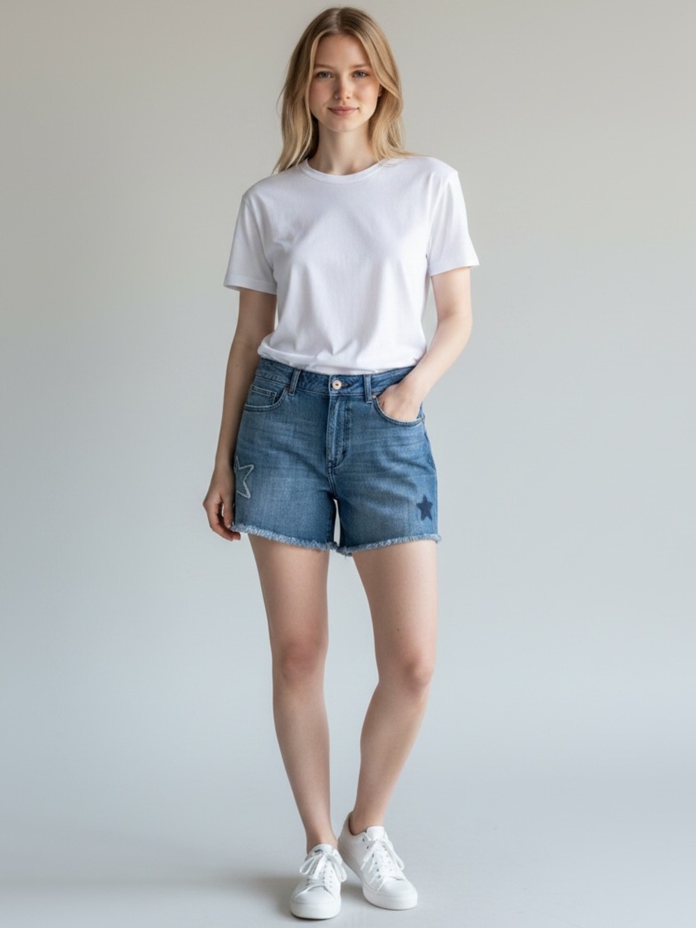 DL1961 Cecilia Frayed Star Denim Shorts - Gilmore Star Classic Size 27 NWT